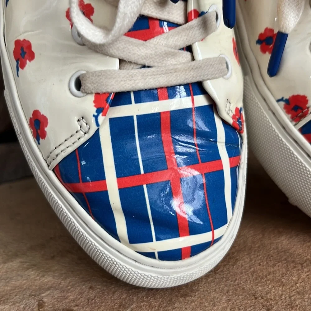Tory Burch Cream Leather Golf Sneakers with Red and Blue Floral Print